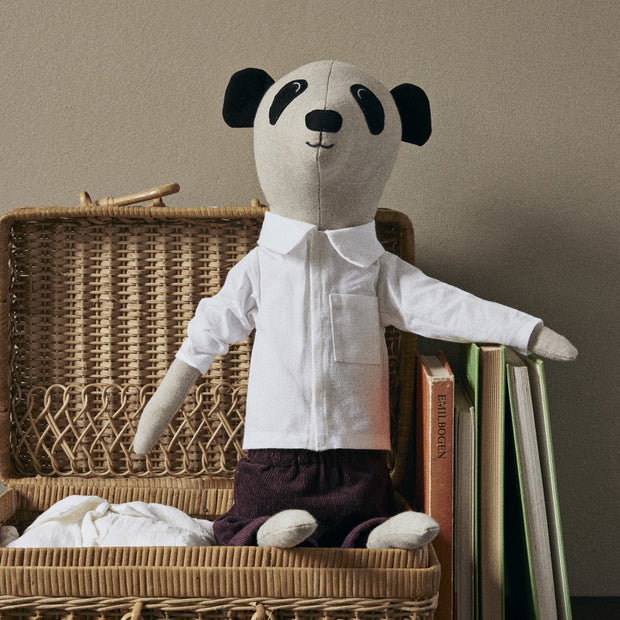 ferm LIVING Plyšová panda Teddy - DESIGNSPOT