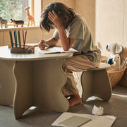Ferm Living Dětský stolek Slope, Rose - DESIGNSPOT