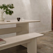 Ferm Living Váza Shell Vase, Off-white - DESIGNSPOT
