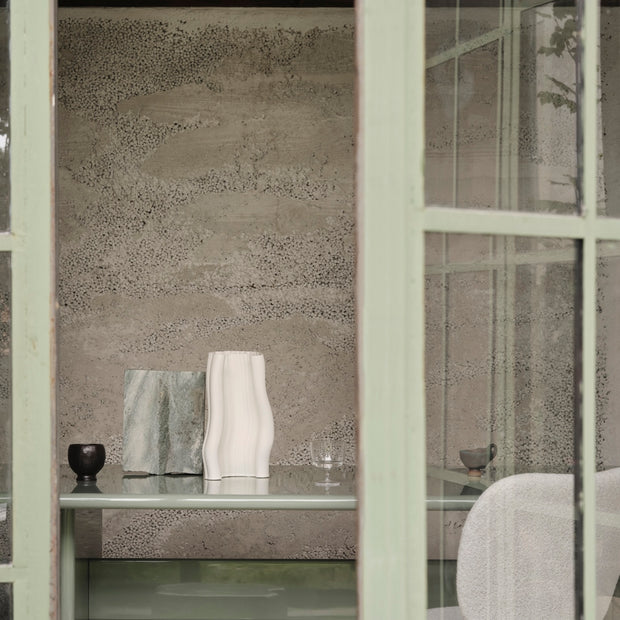 Ferm Living Váza Moire, Small, Off-White - DESIGNSPOT