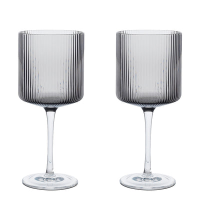 Ferm Living Skleničky na červené víno Ripple, Smoked Grey, sada 2 kusů - DESIGNSPOT