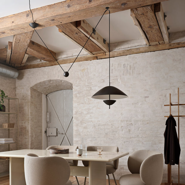 Ferm Living Závěsná lampa Lod, Cashmere - DESIGNSPOT