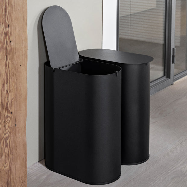 ferm LIVING Odpadkový koš Enkel Bin, Small, Black - DESIGNSPOT