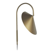 ferm LIVING Nástěnná lampa Arum Swivel, Bronze - DESIGNSPOT