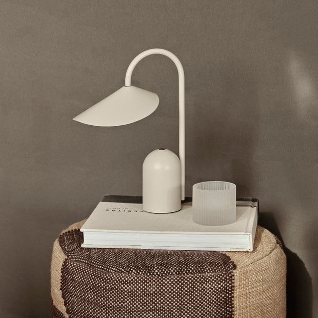 Ferm Living Skleničky na šampaňské Ripple, Frosted, sada 2 kusů - DESIGNSPOT