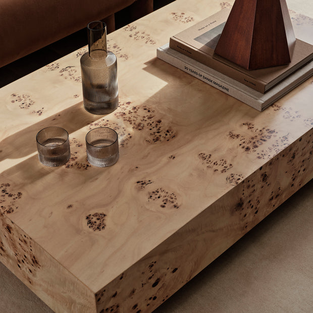 ferm LIVING Stolek Burl Cube Side Table, Natural - DESIGNSPOT