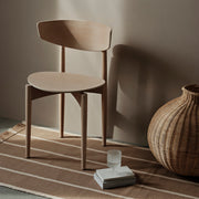ferm LIVING Jídelní židle Herman Wood, White Beech - DESIGNSPOT