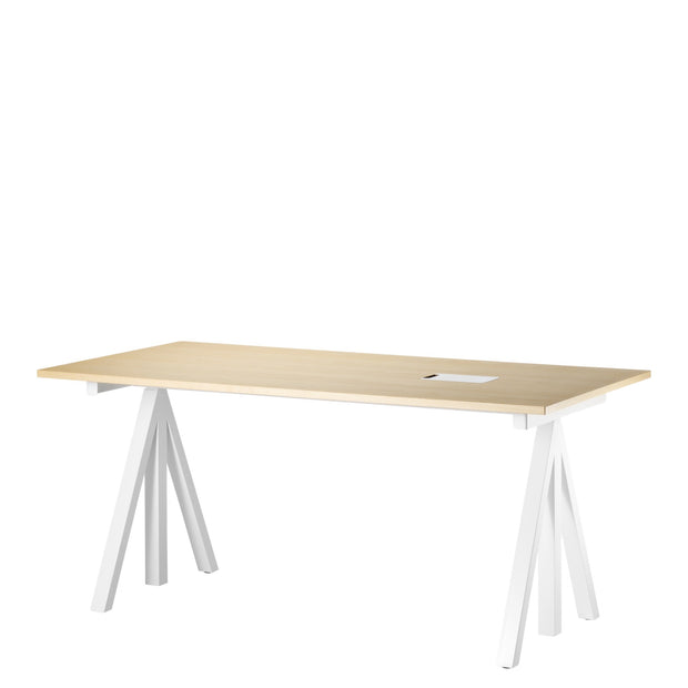 String Pracovní stůl Works, White / Ash - DESIGNSPOT