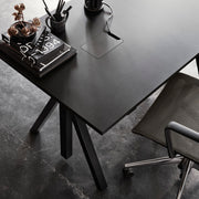 String Pracovní stůl Works, Black - DESIGNSPOT