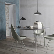 Fritz Hansen Stolní lampa Kaiser Idell, Olive Green - DESIGNSPOT