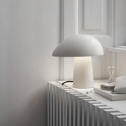 Fritz Hansen Stolní lampa Night Owl, Smokey White - DESIGNSPOT