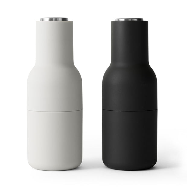 Audo Copenhagen Mlýnky na sůl a pepř Bottle, Ash / Carbon, Steel Lid, set 2ks - DESIGNSPOT