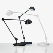 Fritz Hansen Stolní lampa AQ01, White - DESIGNSPOT