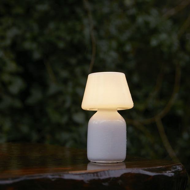 Hay Přenosná lampa Apollo Portable, White Glass - DESIGNSPOT