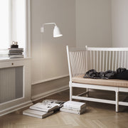 Fritz Hansen Nástěnná lampa Caravaggio, Opal Glass - DESIGNSPOT