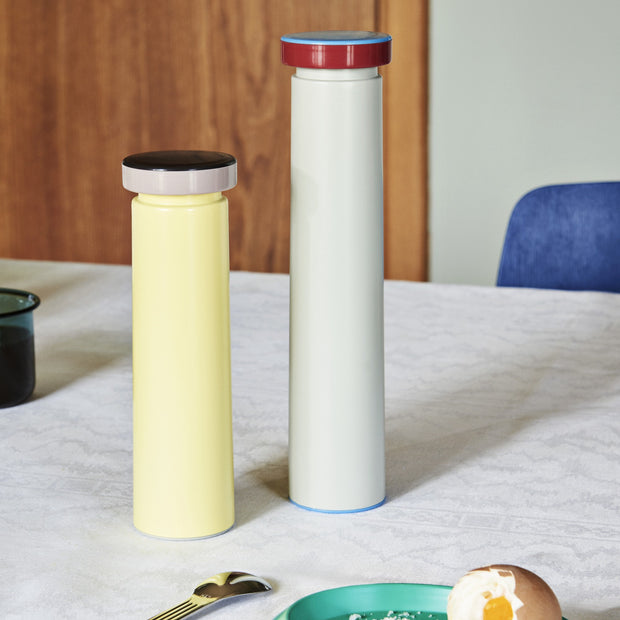 Hay Mlýnek na koření Salt & Pepper M, Terracotta - DESIGNSPOT