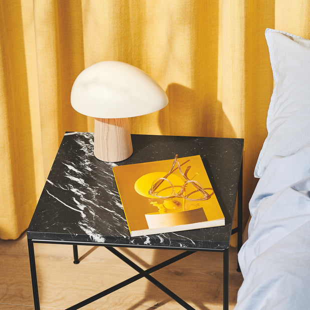 Fritz Hansen Stolní lampa Night Owl, Midnight Blue - DESIGNSPOT
