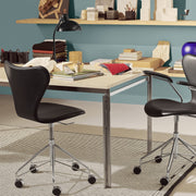 Fritz Hansen Stolní lampa Kaiser Idell, Olive Green - DESIGNSPOT