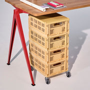 Hay Víko boxu Colour Crate M, Red - DESIGNSPOT