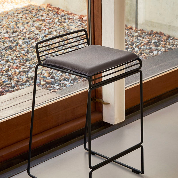 HAY Podsedák pro barovou židli Hee, Sky Grey - DESIGNSPOT