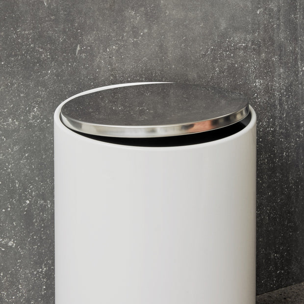 Audo Copenhagen Odpadkový koš Pedal 11 l, White - DESIGNSPOT
