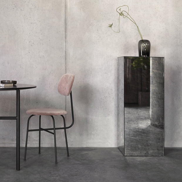 Audo Copenhagen Židle Afteroom Dining Chair Plus, Black Steel / City Velvet CA7832 - DESIGNSPOT