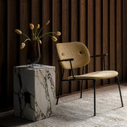 Audo Copenhagen Odkládací stolek Plinth Cubic, Rose Marble - DESIGNSPOT