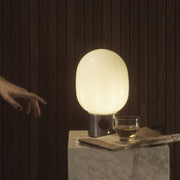 Audo Copenhagen Stolní lampa JWDA Metallic, Mirror Polished Brass - DESIGNSPOT
