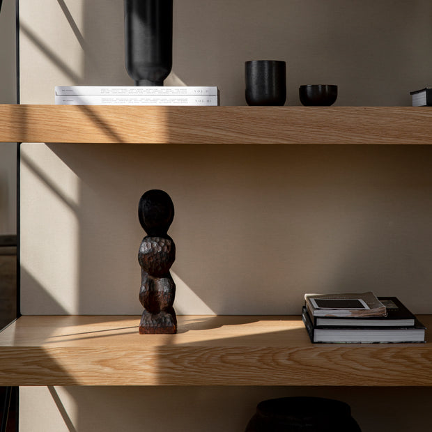 Audo Copenhagen Policový systém Zet 158, Black Steel / Natural Oak - DESIGNSPOT