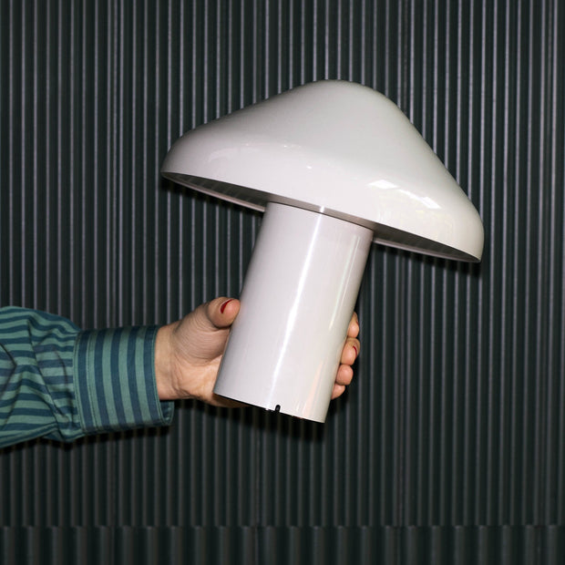 Hay Přenosná lampa Pao Portable, Cool Grey - DESIGNSPOT