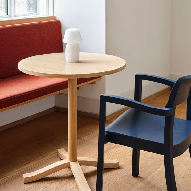 HAY Jídelní stůl Pastis Ø90, Oak - DESIGNSPOT