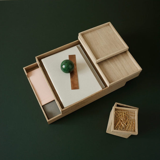 Skagerak Dřevěný úložný box Nomad Tray Small - DESIGNSPOT