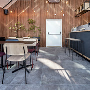 HAY Venkovní stůl Neu Ø70, Anthracite - DESIGNSPOT