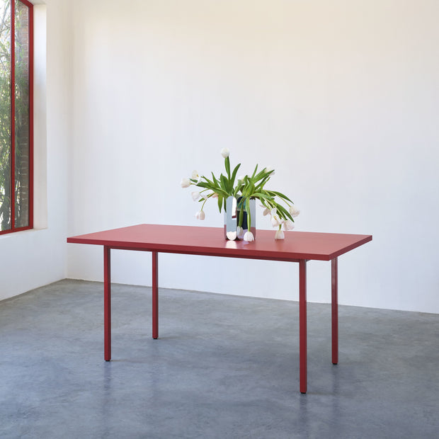 Hay Jídelní stůl Two-Colour Ø105, Red / Red - DESIGNSPOT